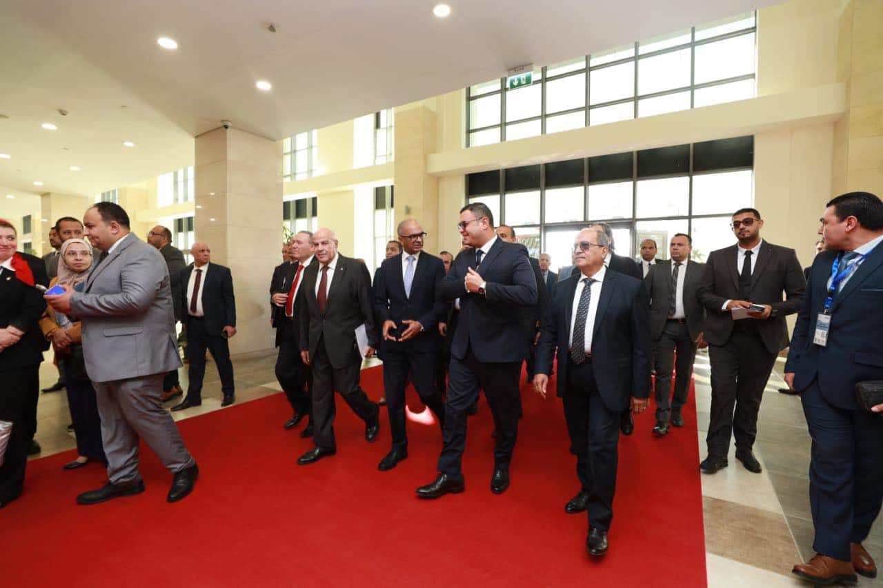 fe67d841-9da7-4660-b5c6-f0b35717fd51